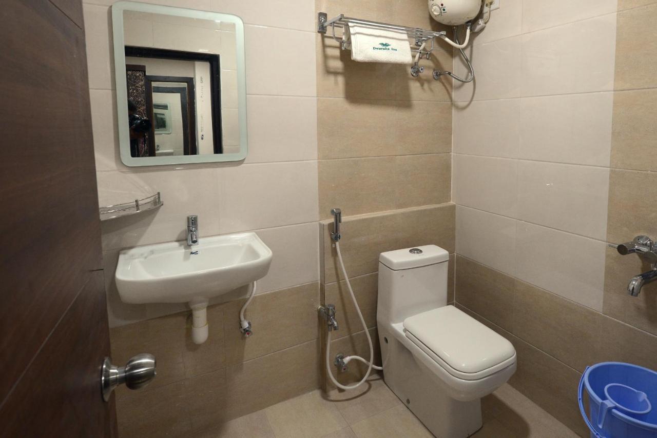 Dwaraka Inn Visakhapatnam Esterno foto