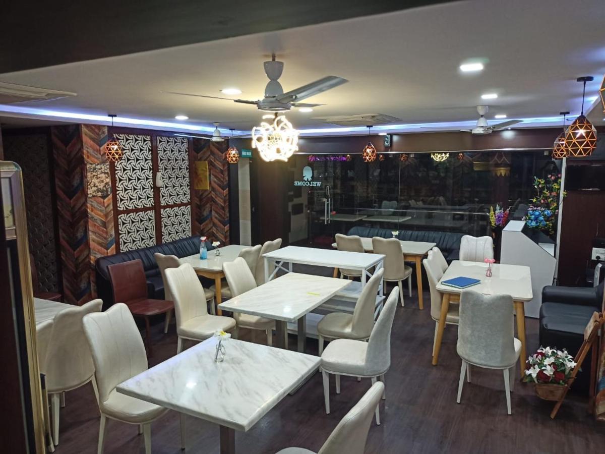 Dwaraka Inn Visakhapatnam Esterno foto